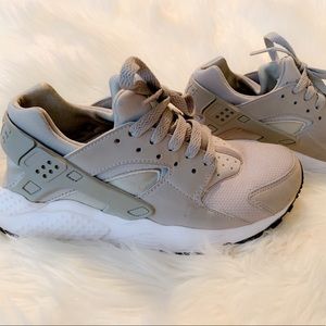 Nike Huarache Run (CS)
